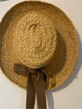 Helen Kaminski Natural Straw Hat with Tan Inner Band